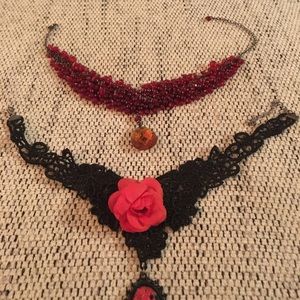 2 Women’s chokers